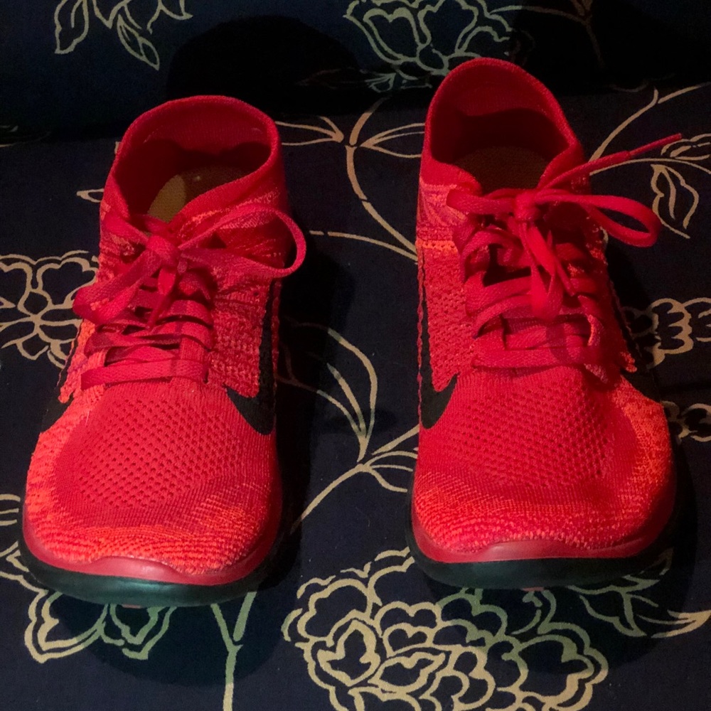 Nike men’s Flyknit